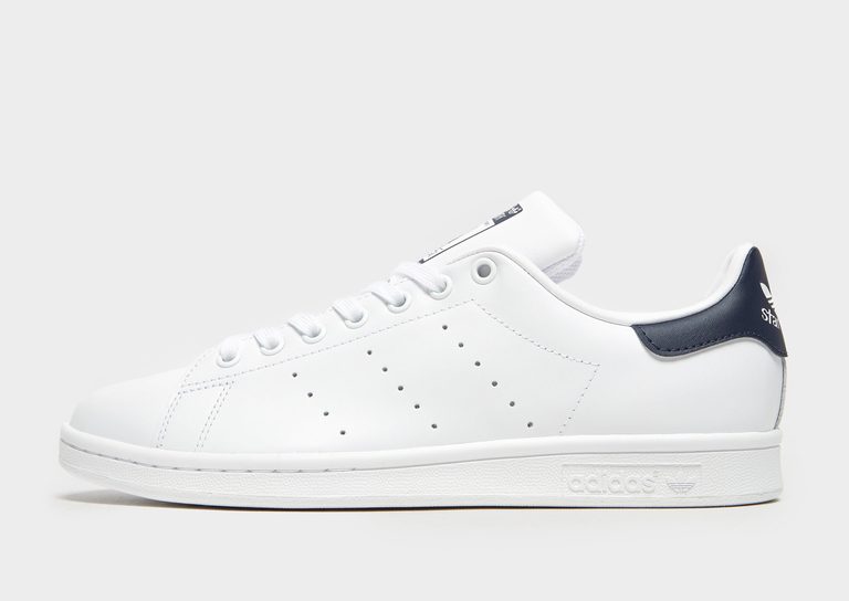 Sneakers Adidas Stan Smith da uomo in pelle bianca con tallone blu